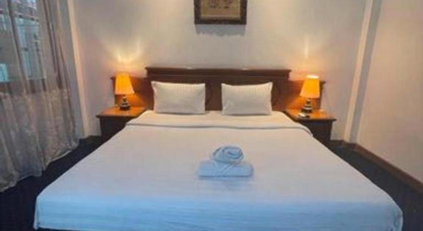 Sadinah Sahid Josodipuro Hotel Colomadu Luaran gambar